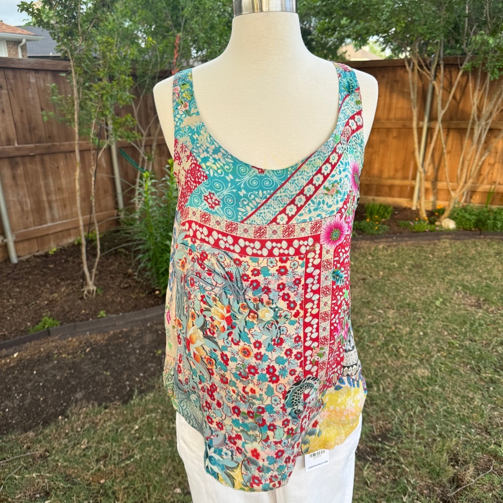 💖 Johnny Was Floral Print Reversible Tank - Picture 11 of 12